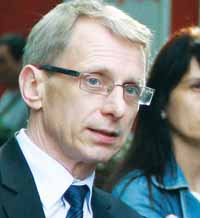 Факт са първите операции на „Наука и образование за интелигентен растеж“