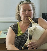 Чужденци тропат в 7/8 такт