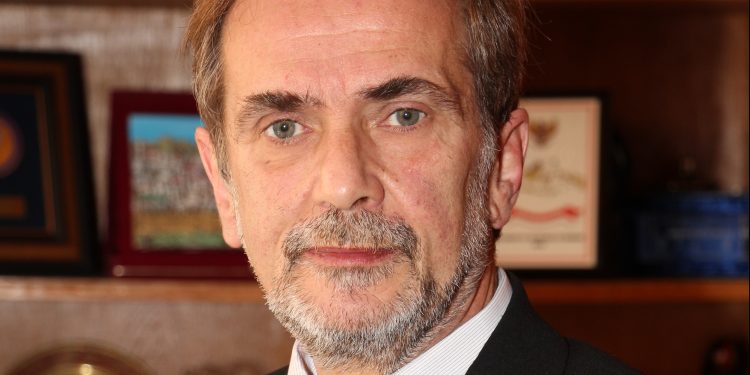 От десетилетия се славим със засилено практическо обучение