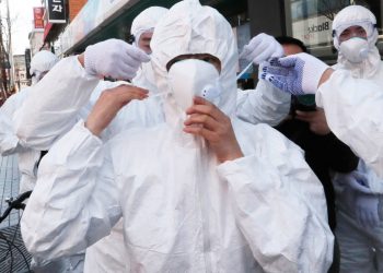 Защо сърдечно болните  са уязвими към COVID-19