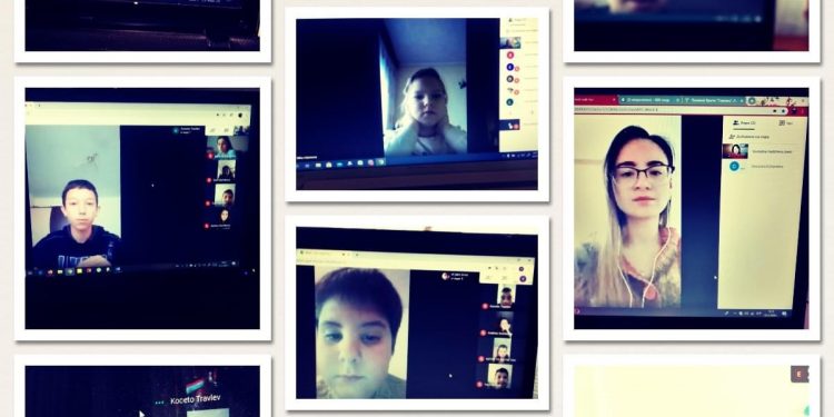 С родителите в клас