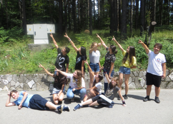 Българчета откриха непознати метеори