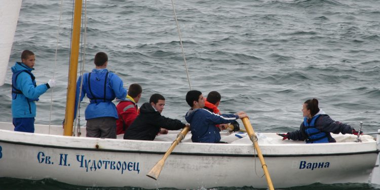 Расте интересът към морските професии
