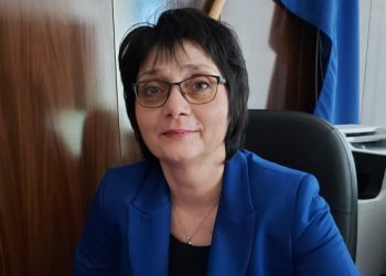 Помогни ми  да се справя