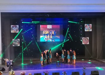 Английската гимназия в Бургас стана на 50