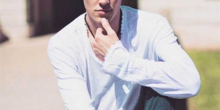 От университетската сцена до „Дисниленд“