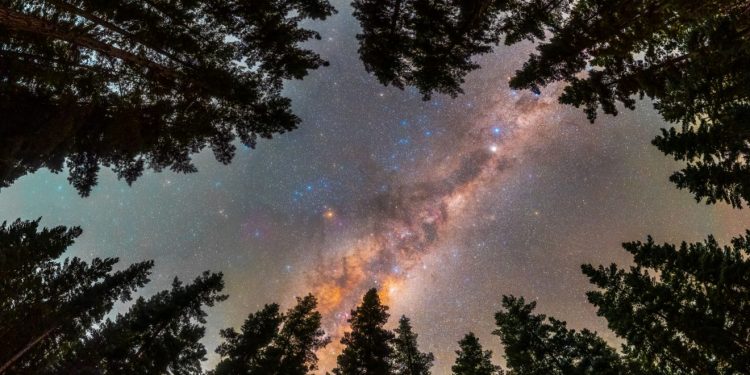 Прозорец към Галактиката