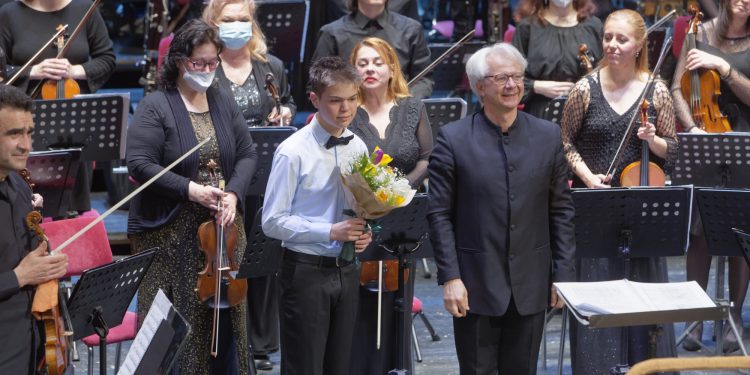 Магьосникът на пианото