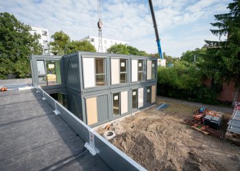 Училище на колела при недостиг  на места