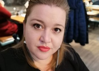 Контактът родители – деца  е определящ