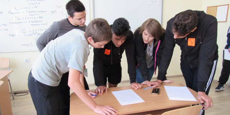 Градим бъдещето з@едно