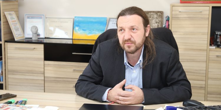 Георги Илиев – кмет на столичния район „Слатина“, пред в. „Аз-буки“: Правилата се нарушават, когато няма контрол