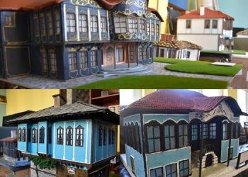 Макети на паметници в изложба