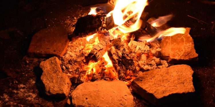 Огнена праисторическа анимация