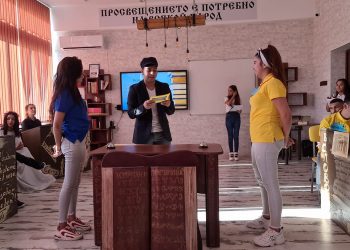 Училищна среда, близка до семейната