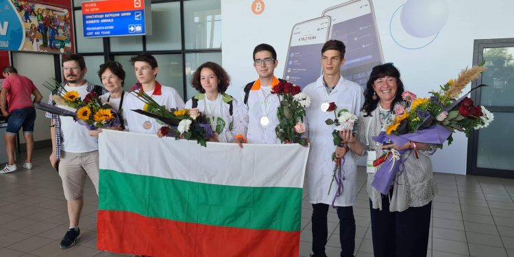 Младите биолози с топ постижения