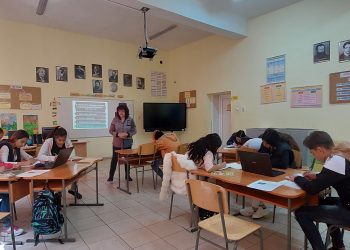 Децата билингви се нуждаят от повече грижи