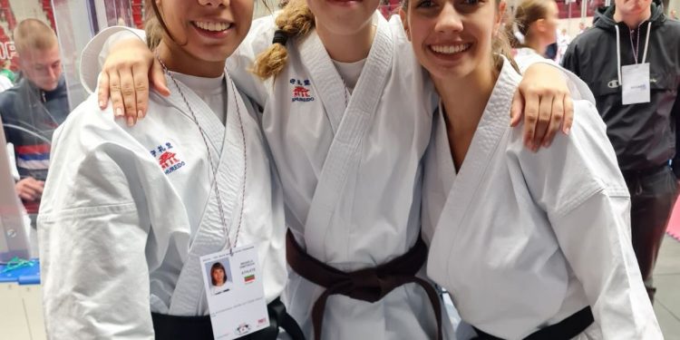 Златният медал от световното по карате отива в Пирдоп