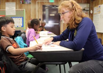 Бедността води до 6 пъти по-ниски учебни постижения
