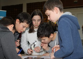 Изоставаме в уме нията в областта  на цифровите тех нологии