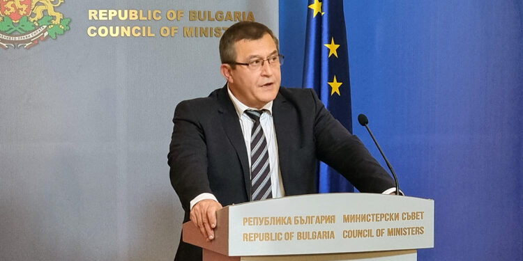 Приеха 21 национални програми за развитие на образованието