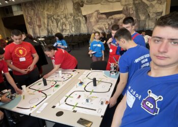 Два видински отбора – шампиони по роботика