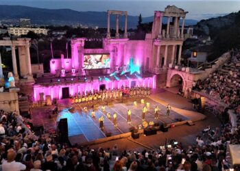 580 деца завладяха Античния театър в Пловдив