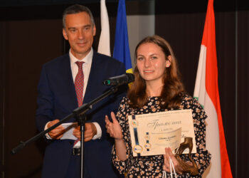 Разкази за мрак и светлина