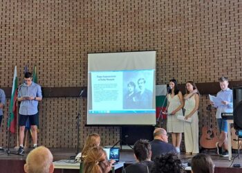 Да запазиш връзката с България