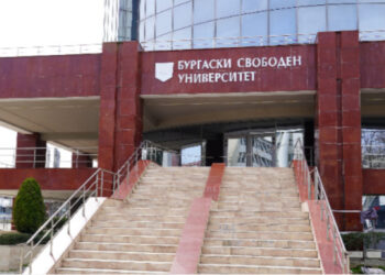 Сънародници в чужбина учат български с евросредства