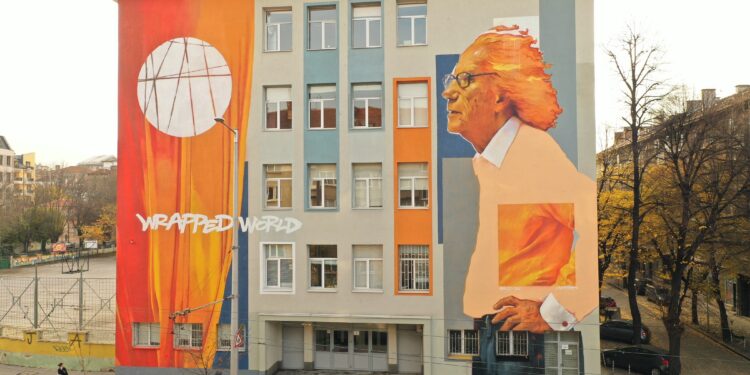 Софийската математическа гимназия „Паисий Хилендарски“ води класацията в столицата по минимален приемен бал в VIII клас, като тази година той е 487,500 точки