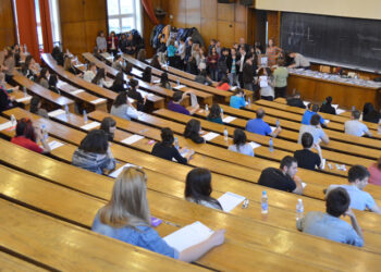 Подкрепа  за първокурсници