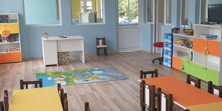 Над 320 първокласници в община Дупница