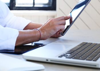 Електронните извинителни бележки за ученици – по-важните въпроси и отговори