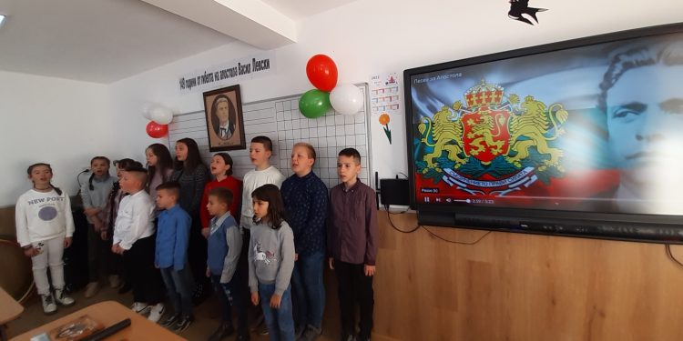 В училището  в с. Осина няма слети паралелки