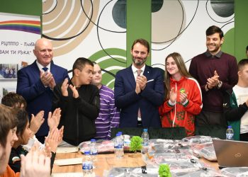 Подкрепа навреме