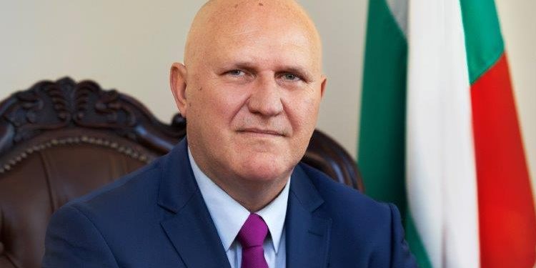 Родителите ще извиняват до  15 дни отсъствия от училище