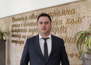 Доц. Марин Маринов е новият ректор на Стопанската академия