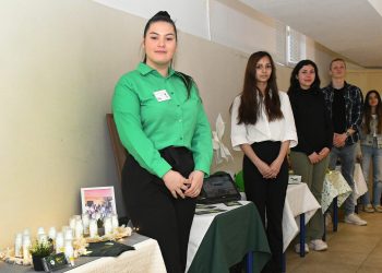 11 училища създадоха лаборатория за иновации по предприемачество и финансова грамотност