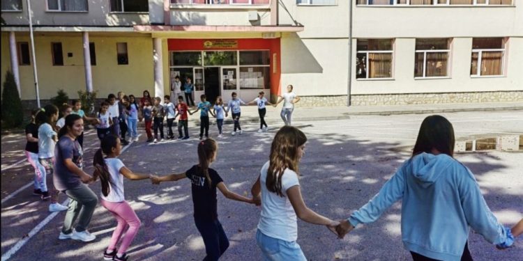 Спортът прави щастливи децата в село Трудовец