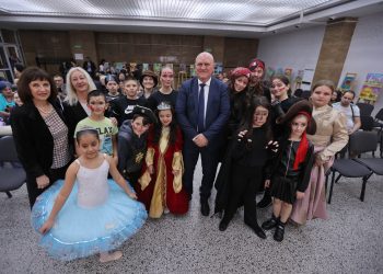 Палитра от изкуства в Националния дворец на децата