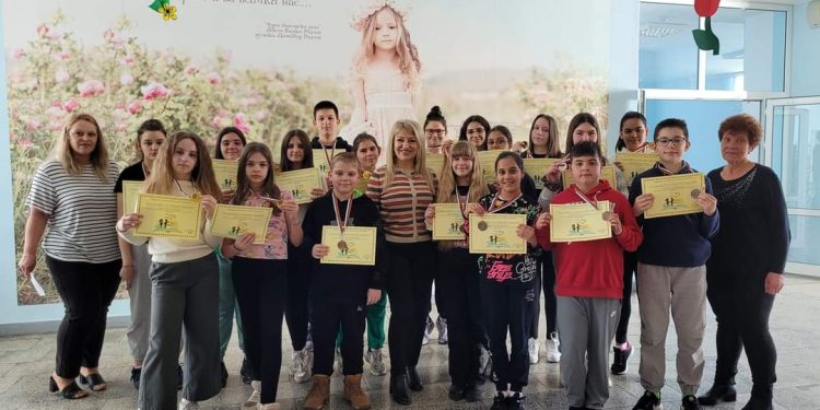 40 години с грижа и любов: Модерна база и интерактивни, забавни и ангажиращи уроци правят любимо СУ „Васил Левски“ в Гълъбово