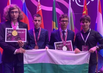 Пълен комплект медали за българските ученици от Международната Менделеева олимпиада