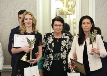 22 педагози с приз „Учител на годината” от СБУ