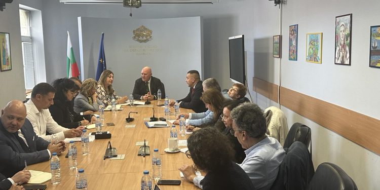 С 290 лв. ще се увеличи заплатата на всеки университетски преподавател