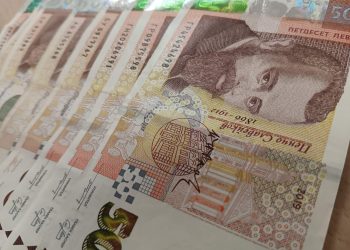 22 378 студенти и докторанти с кредит за обучение