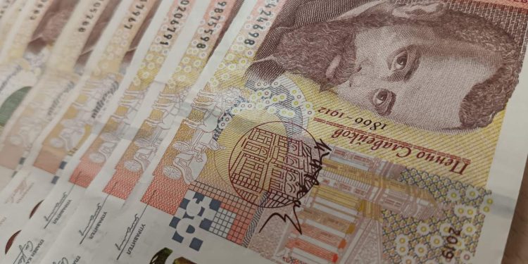 22 378 студенти и докторанти с кредит за обучение