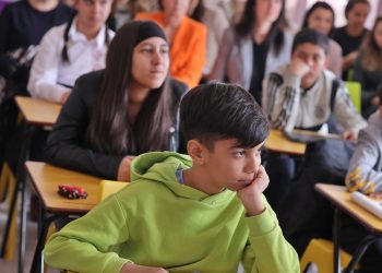 Експерти: Училищният закон се нуждае от промени