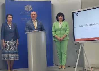 Новият тип задачи не спъна десетокласниците