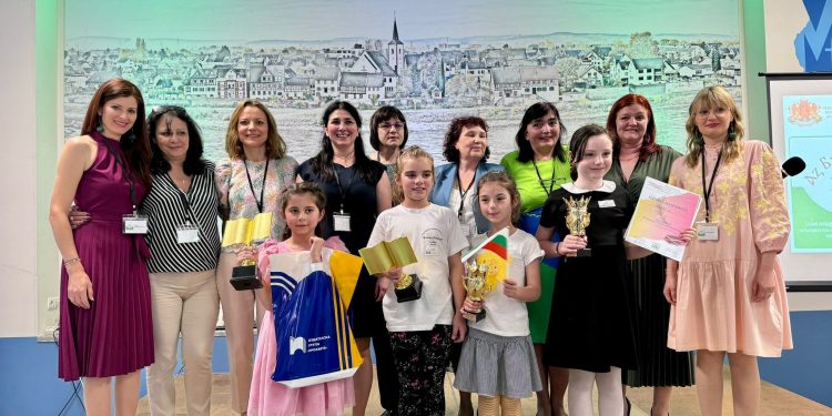 Царици на буквите